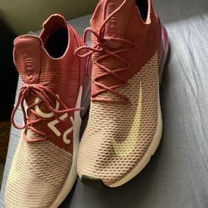 Men’s Nike Air Max 270